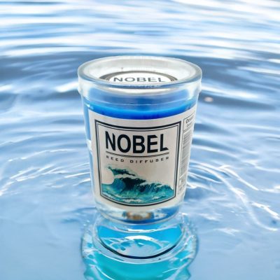 شمع معطر رایحه اقیانوس برند نوبل